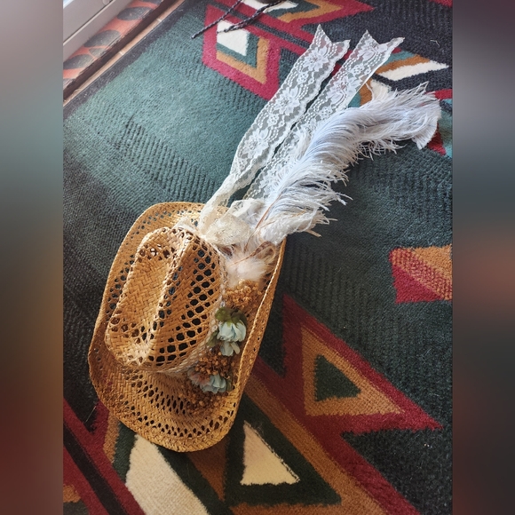 Nancy Hughes cowgirl straw hat - Picture 14 of 14